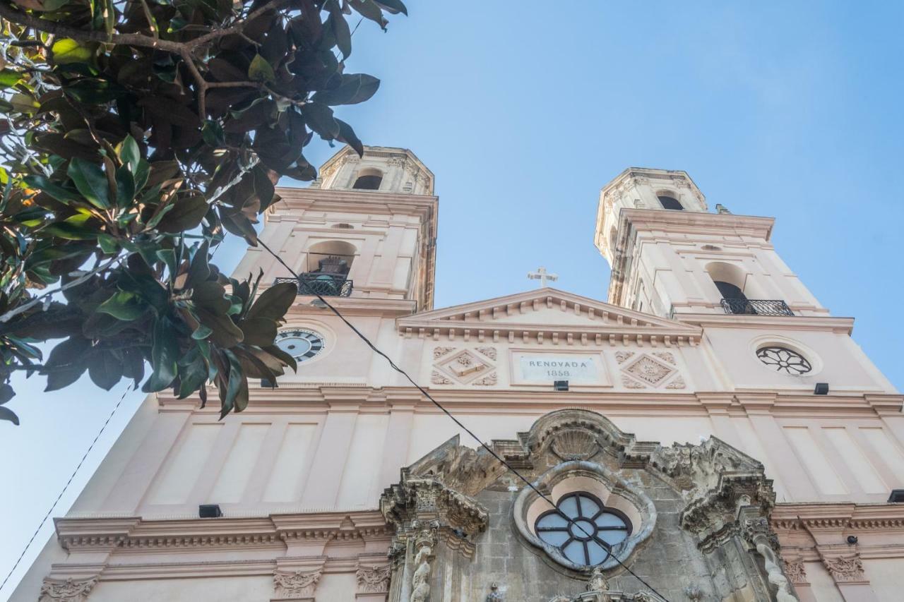 Apartamentos Las Musas De Cádiz Buitenkant foto